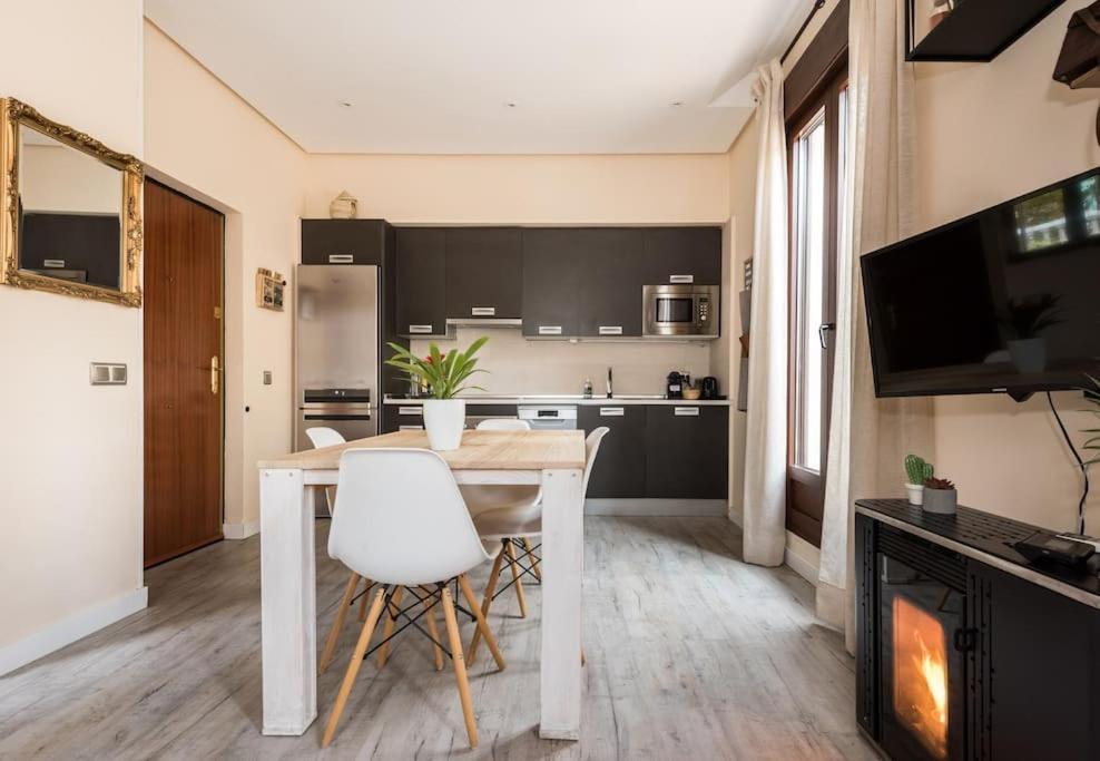 Atico Con Terraza Y Chimenea Junto A Universidad Alcalá de Henares Kültér fotó