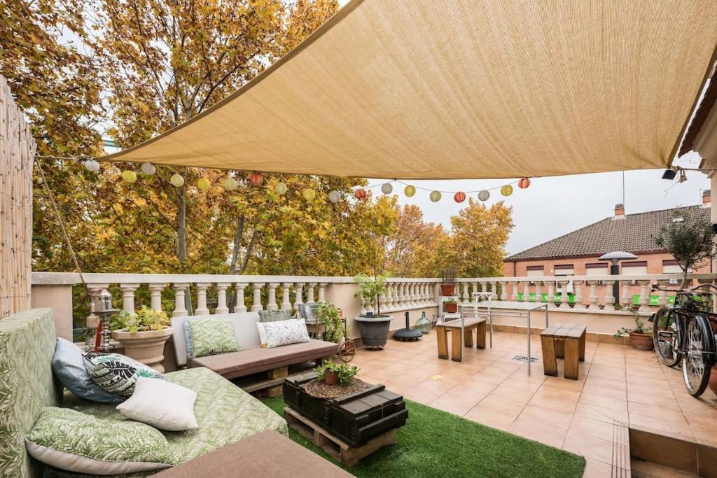Atico Con Terraza Y Chimenea Junto A Universidad Alcalá de Henares Kültér fotó